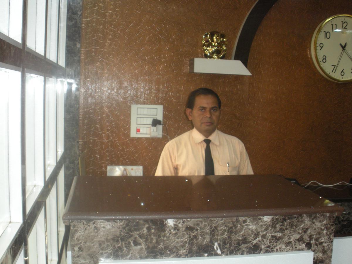 Hotel Mani International Patna  Buitenkant foto