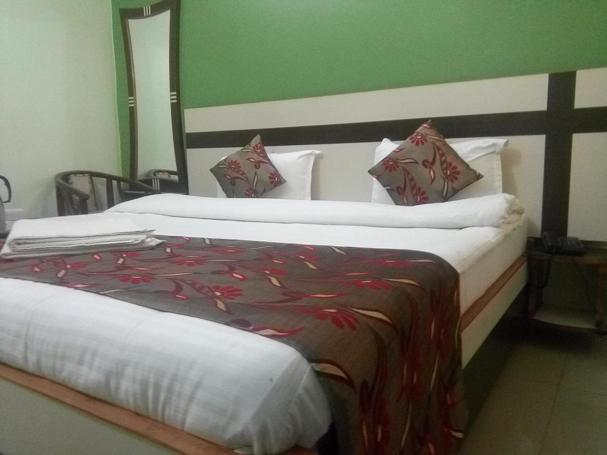 Hotel Mani International Patna  Buitenkant foto